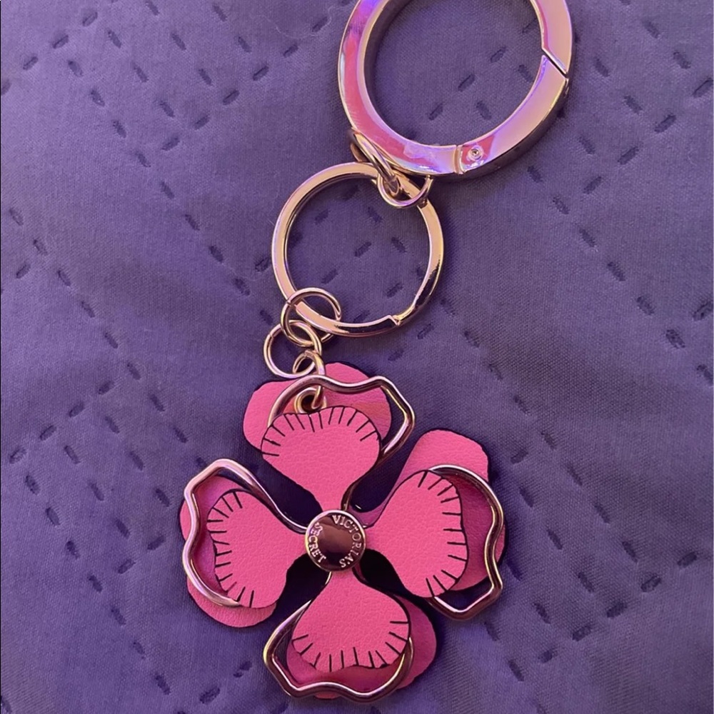 victoria’s secret keychain